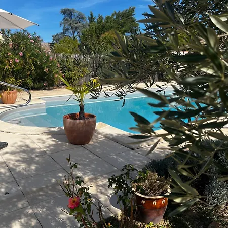 Bed and Breakfast Les Voyages De Louison 3*
